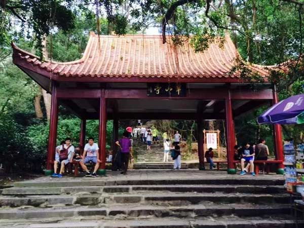 跨國犯罪案件如何確定管轄權和進行證據(jù)審查？上海請刑事律師來回答