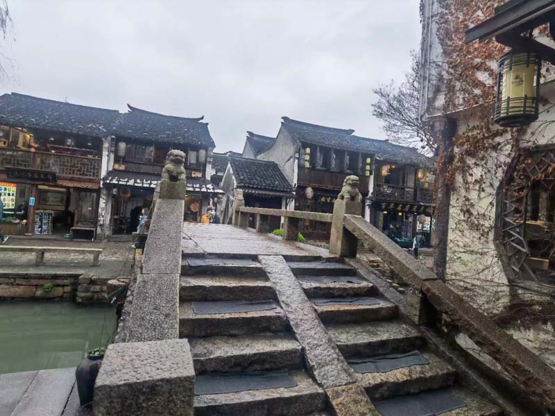 針對(duì)于人販子的處罰是什么？虹口刑事律師對(duì)此回答拐賣兒童罪行的法律規(guī)定是什么