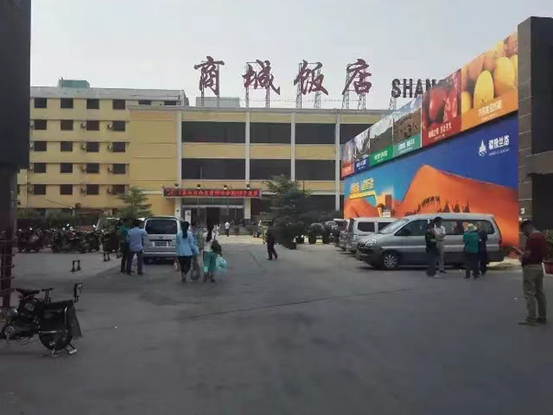14歲的未成年人團伙搶劫是拘留還是判刑？上海刑事訴訟律師告訴您