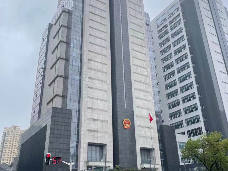 浦東刑事律師為您講解生產(chǎn)銷(xiāo)售假冒偽劣煙草產(chǎn)品的法律問(wèn)題