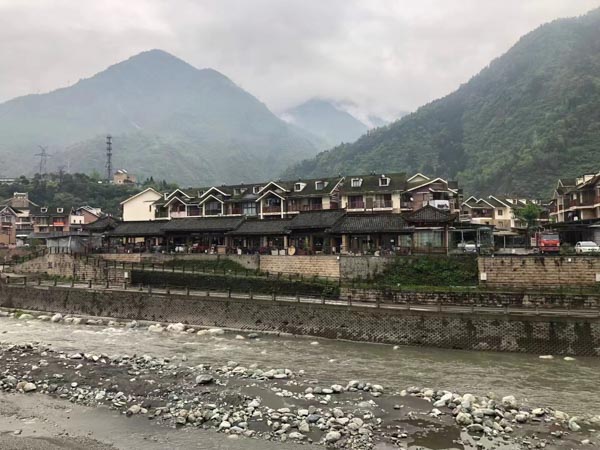 上海請刑事律師來講講協(xié)助司法機關穩(wěn)住被監(jiān)控的犯罪嫌疑人是否構(gòu)成立功